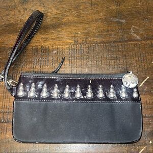 COPY - Brighton wristlet black